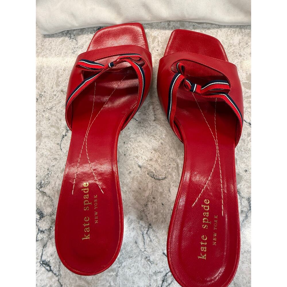 Kate Spade New York Red Leather Slip-on Kitten Heel Blue Striped Bow Size 8 - Picture 5 of 9